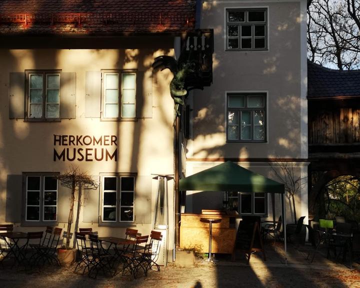 Herkomer Café am Mutterturm